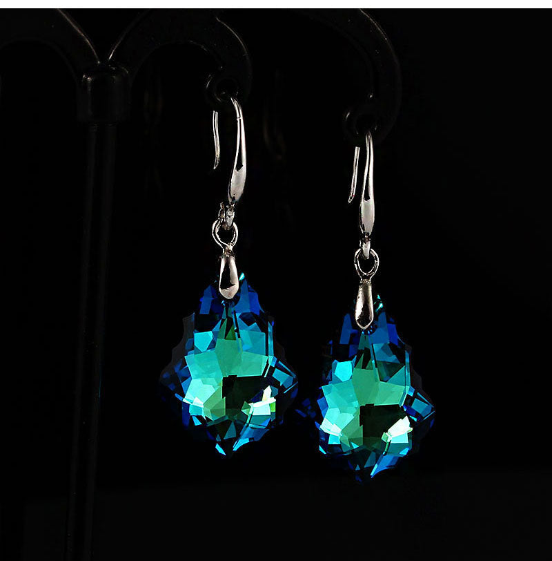 Wholesale Fashion Baroque Leaf Silver Plated Needle Austrian Crystal Tourmaline Maple Leaf Earrings